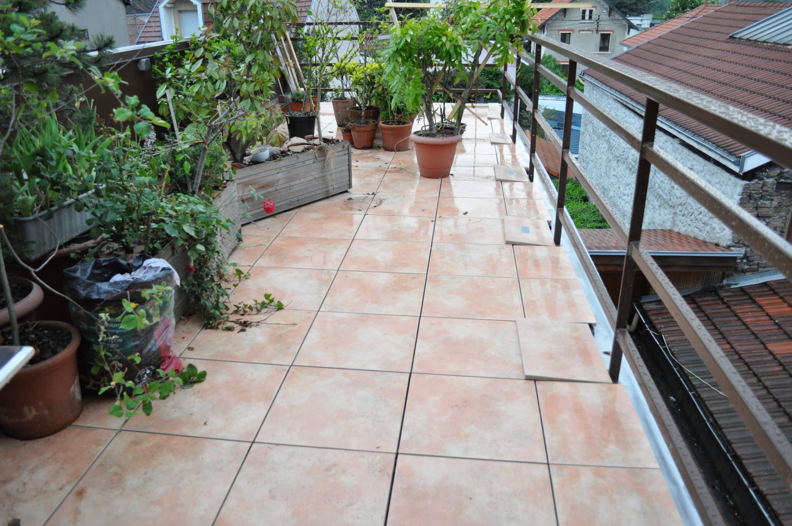 Carrelage moderne et esthétique pour terrasse extérieure