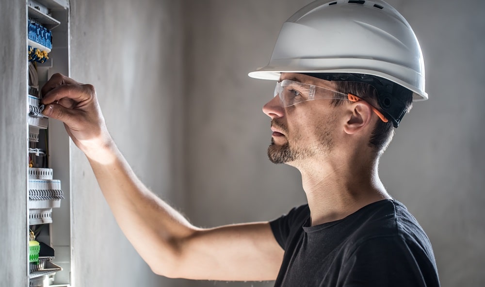 Rénovation électrique pour une maison sécurisée et économe en énergie
